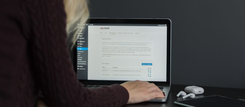 Role-Based Dashboard Customization